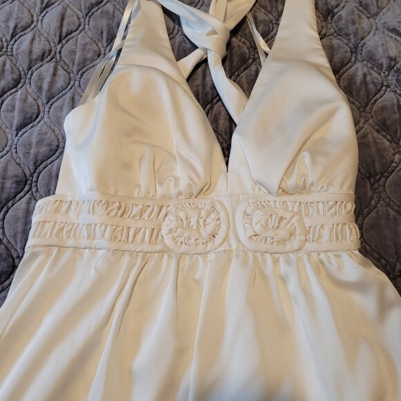 Maxi, off white dress with tags - Picture 2 of 5